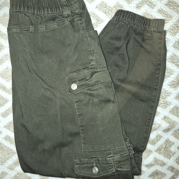 Rue21 Khaki Green Trousers - Picture 6 of 7